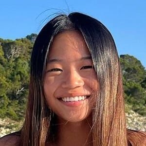 emily ha age
